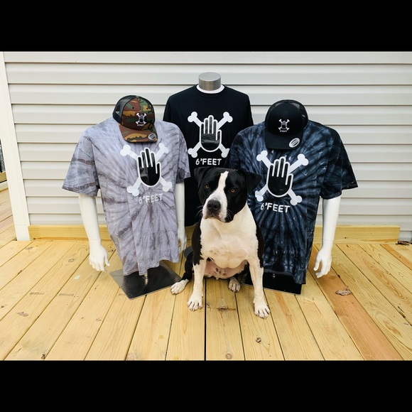 6’ FEET Hand And Cross Bones Tee - Shirt - Picture 11 of 12